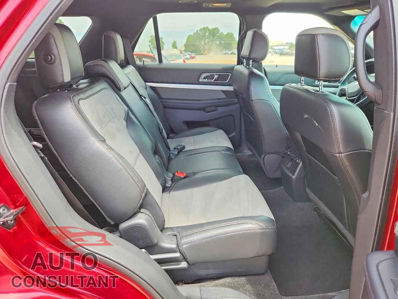 FORD EXPLORER 2017 - 1FM5K7D81HGA25741