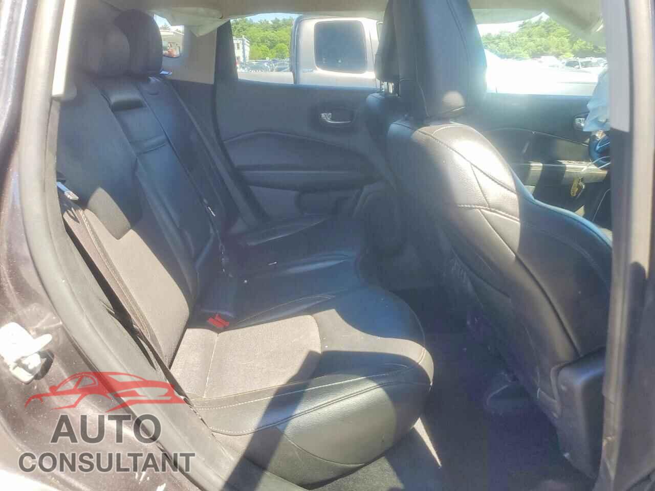 JEEP COMPASS 2020 - 3C4NJDBB5LT101258