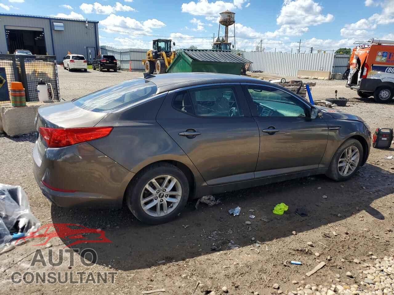 KIA OPTIMA 2011 - KNAGM4A71B5122620