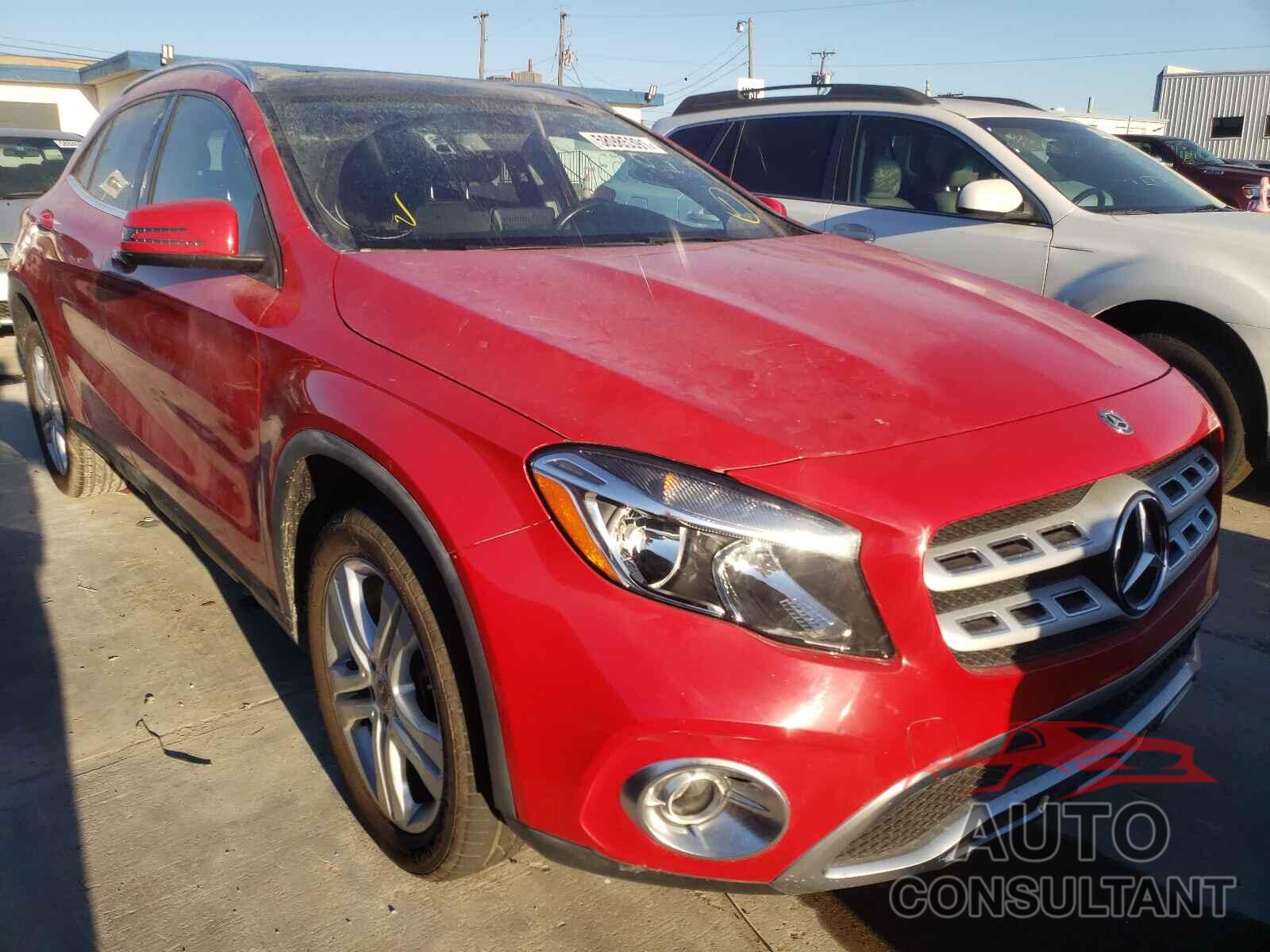 MERCEDES-BENZ GLA-CLASS 2018 - WDCTG4EB9JJ464890