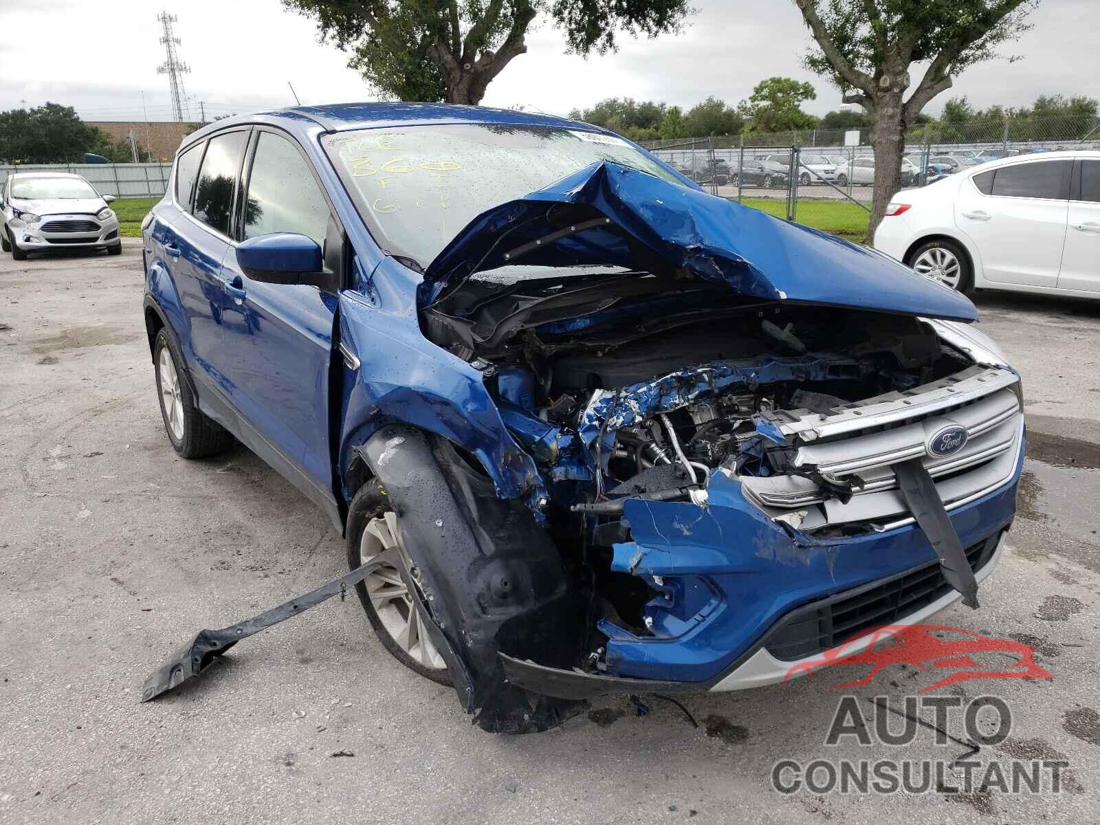 FORD ESCAPE 2017 - 1FMCU0GD0HUE65064