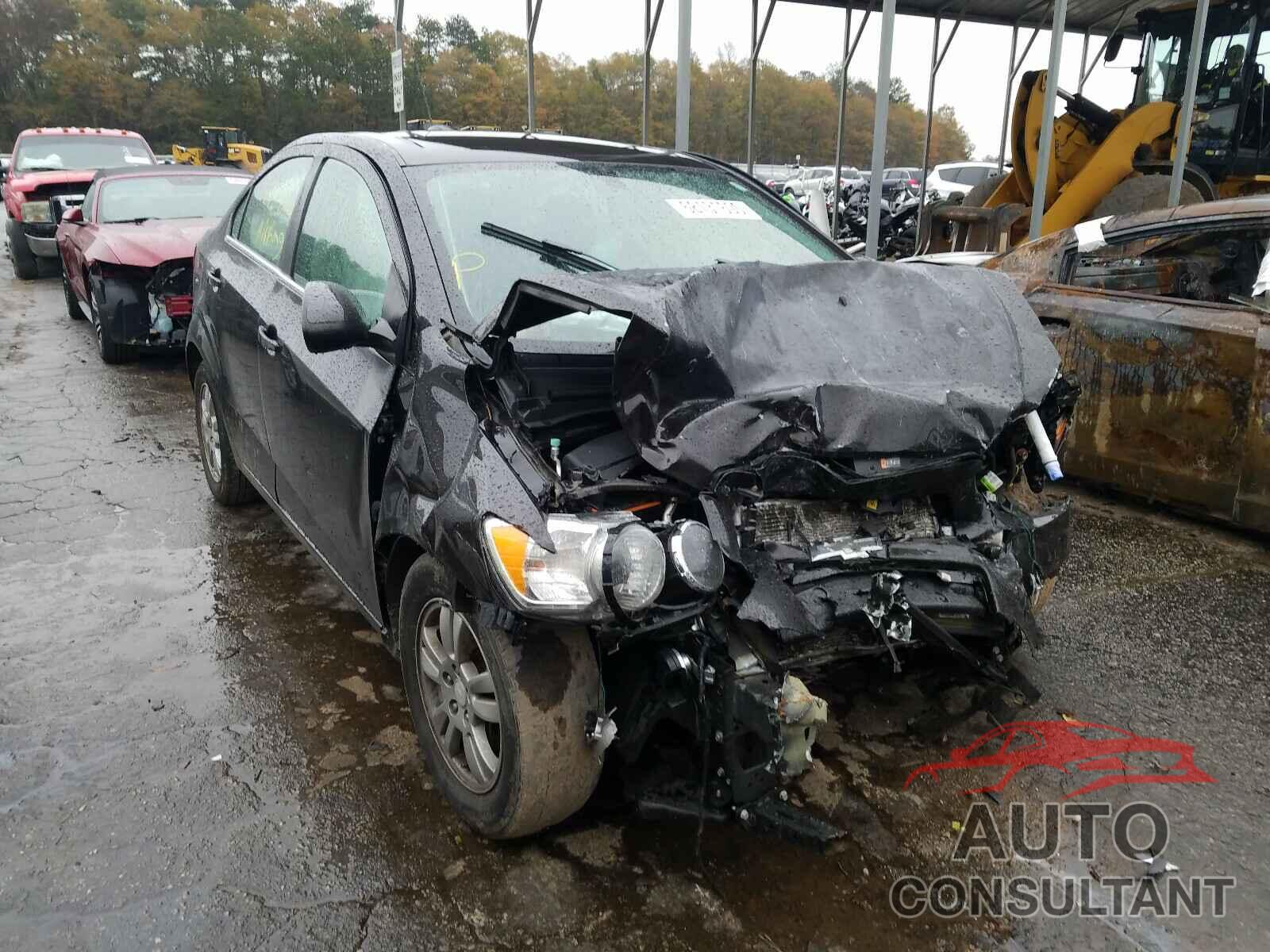 CHEVROLET SONIC 2016 - 1G1JC5SH0G4142467