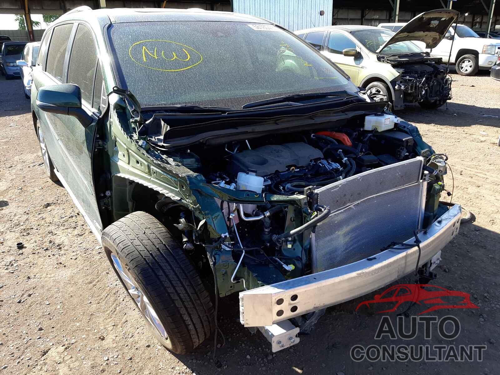 TOYOTA SIENNA 2021 - 5TDZSKFC0MS002901