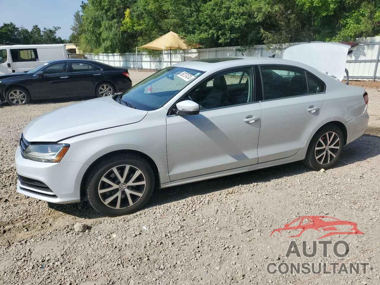 VOLKSWAGEN JETTA 2018 - 3VWDB7AJ7JM223241