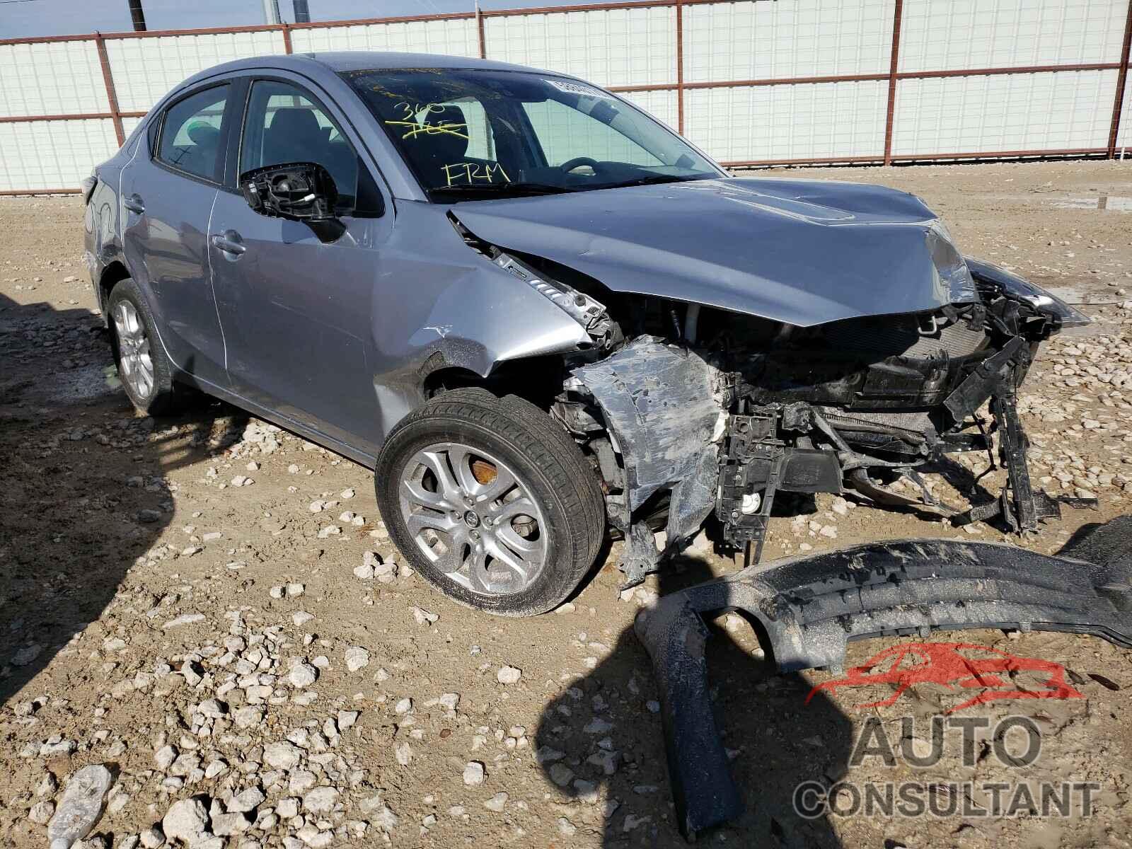 TOYOTA YARIS 2018 - 3MYDLBYV1JY318450