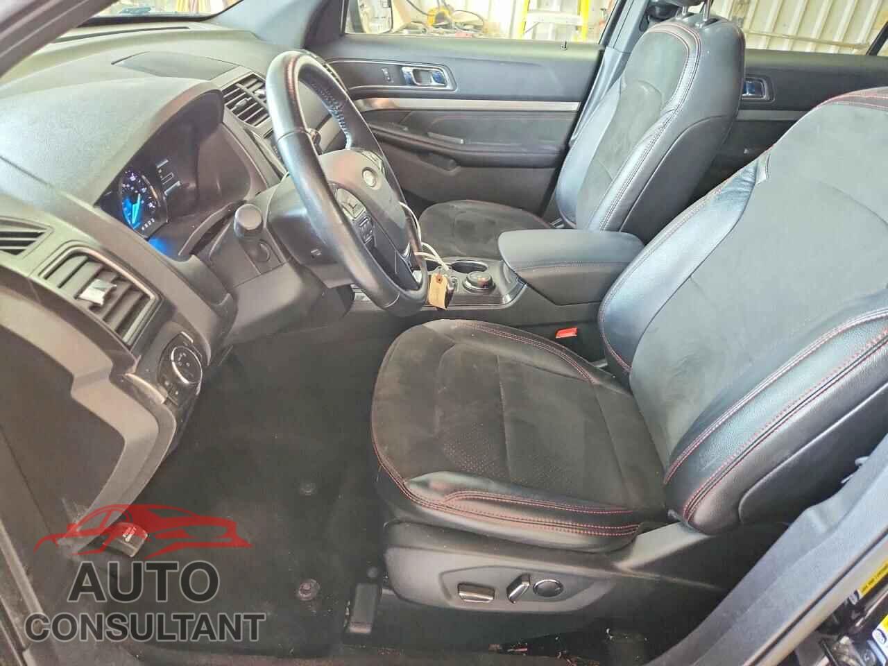 FORD EXPLORER 2018 - 1FM5K8D88JGB85823