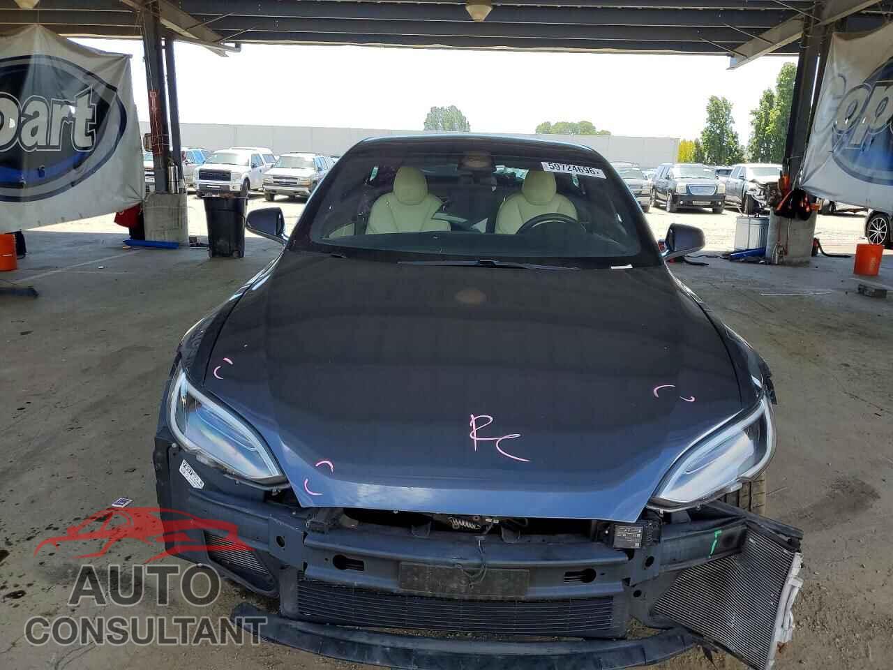 TESLA MODEL S 2020 - 5YJSA1E47LF365899