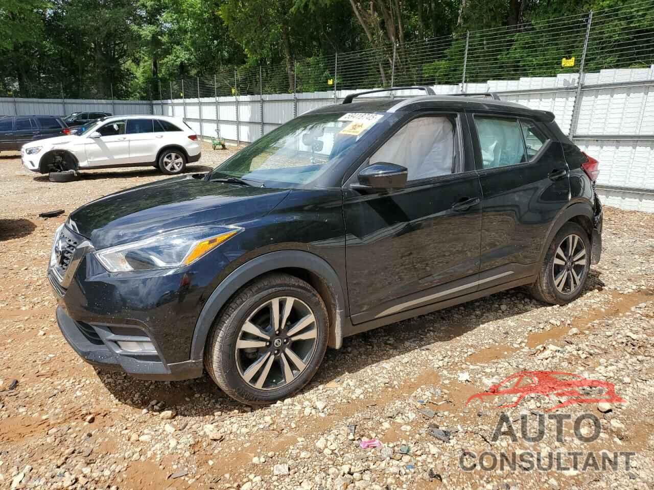 NISSAN KICKS 2019 - 3N1CP5CU0KL561831