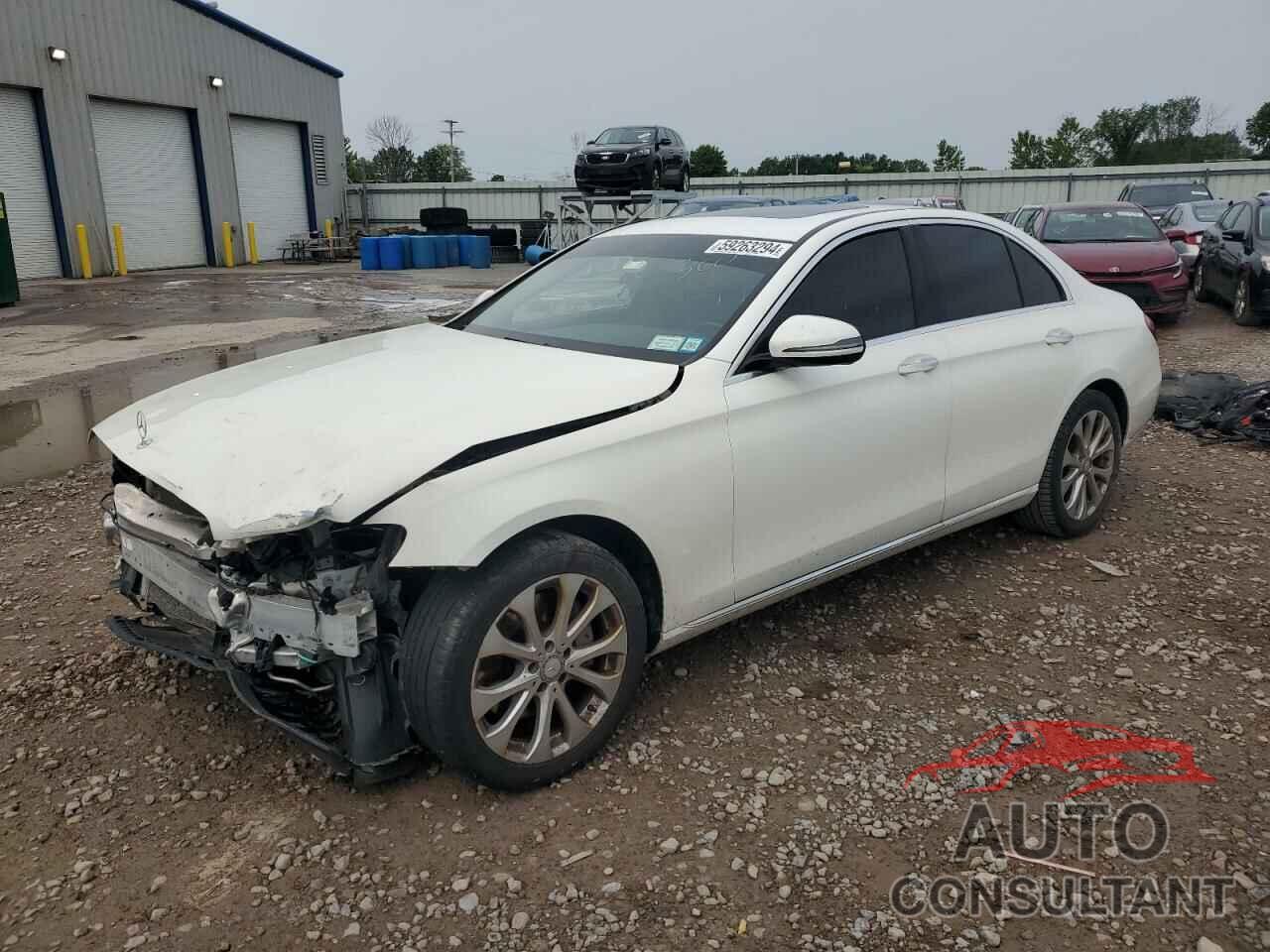 MERCEDES-BENZ E-CLASS 2017 - WDDZF4KB7HA130297