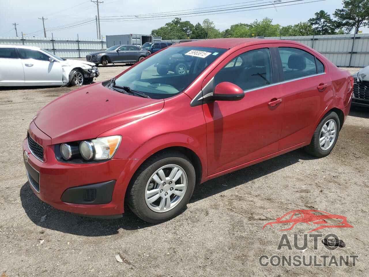 CHEVROLET SONIC 2015 - 1G1JC5SHXF4130938