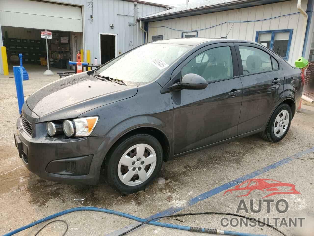 CHEVROLET SONIC 2016 - 1G1JA5SH1G4103182