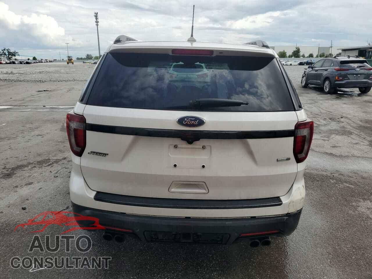 FORD EXPLORER 2018 - 1FM5K8GT2JGB78916
