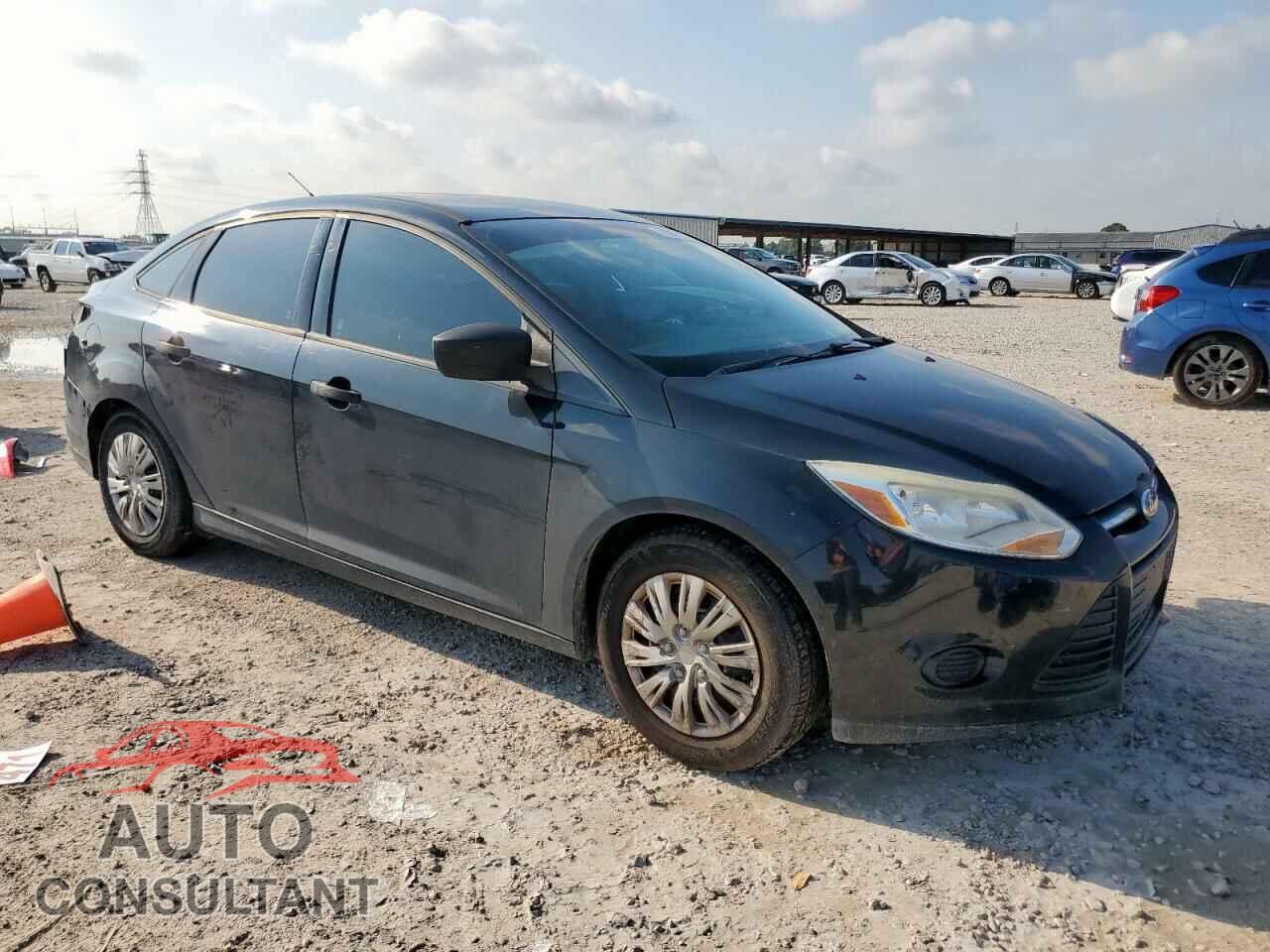 FORD FOCUS 2013 - 1FADP3E24DL352596