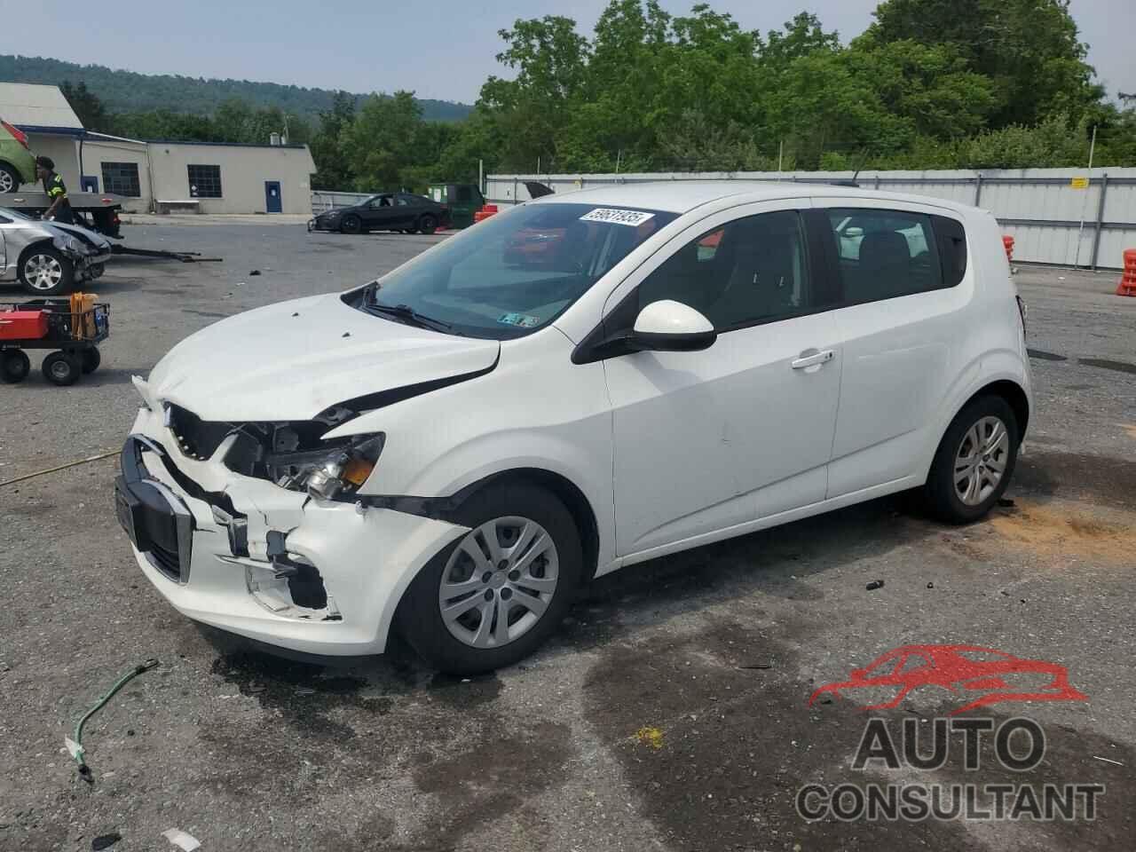 CHEVROLET SONIC 2020 - 1G1JG6SB7L4136312
