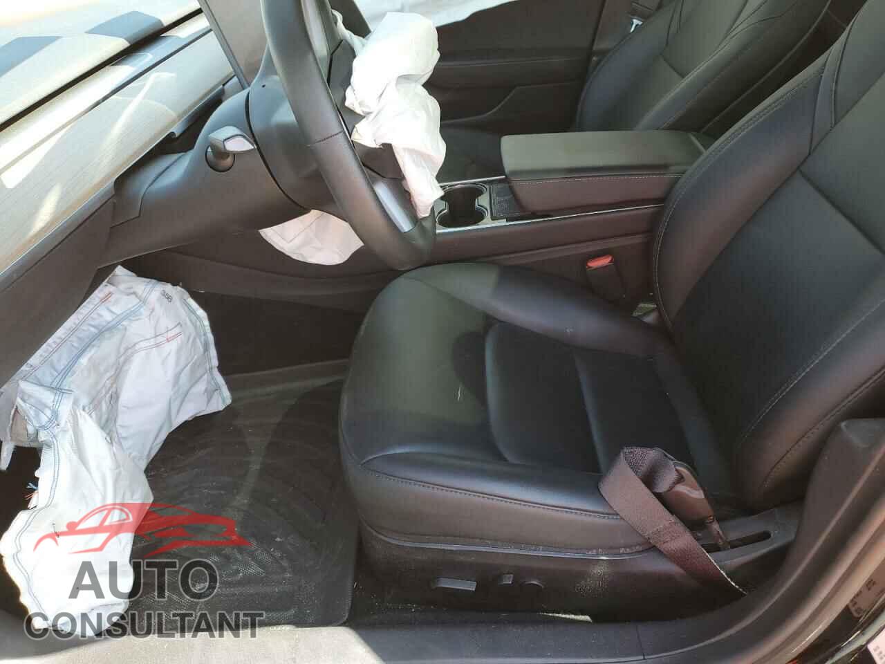 TESLA MODEL 3 2020 - 5YJ3E1EA4LF784677