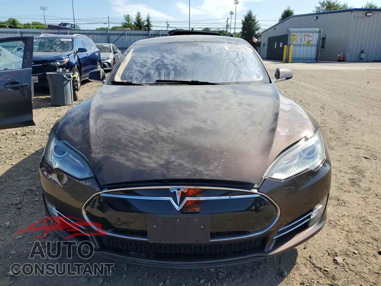TESLA MODEL S 2014 - 5YJSA1S12EFP52440