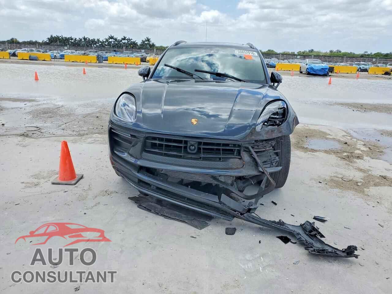 PORSCHE MACAN 2024 - WP1AA2A59RLB10384