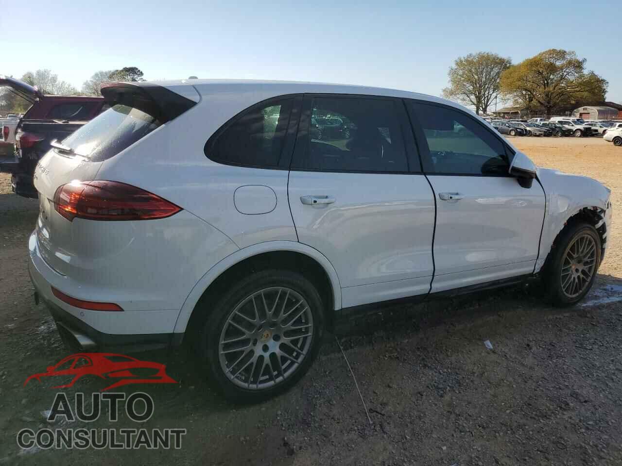 PORSCHE CAYENNE 2018 - WP1AA2A2XJKA06647