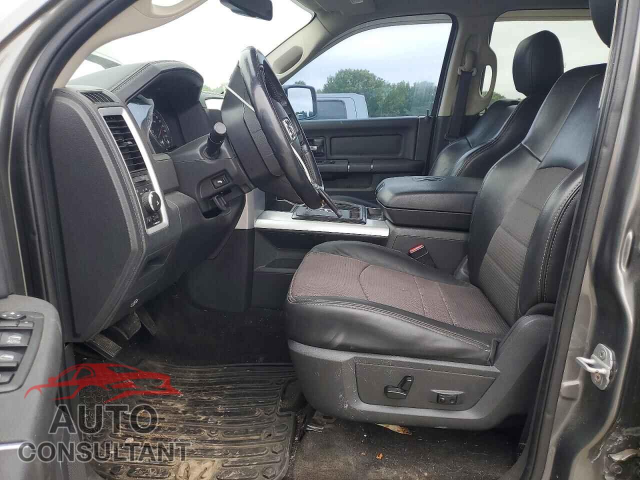 DODGE RAM 1500 2012 - 1C6RD7MT6CS186152