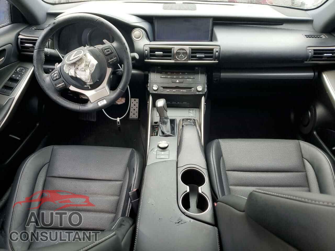 LEXUS IS 2017 - JTHBA1D29H5049525