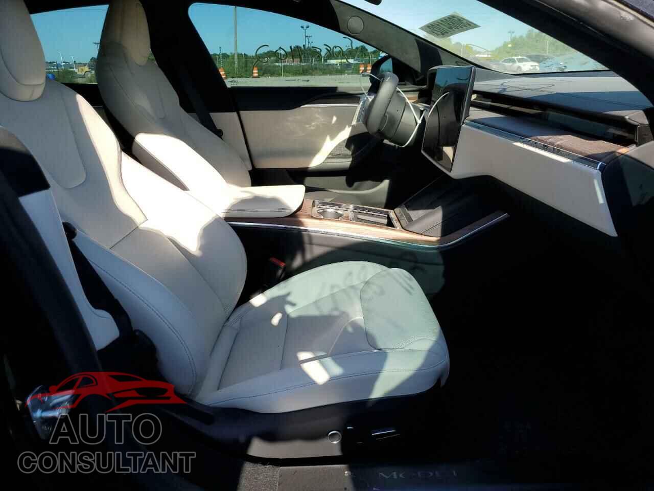 TESLA MODEL S 2021 - 5YJSA1E52MF443239