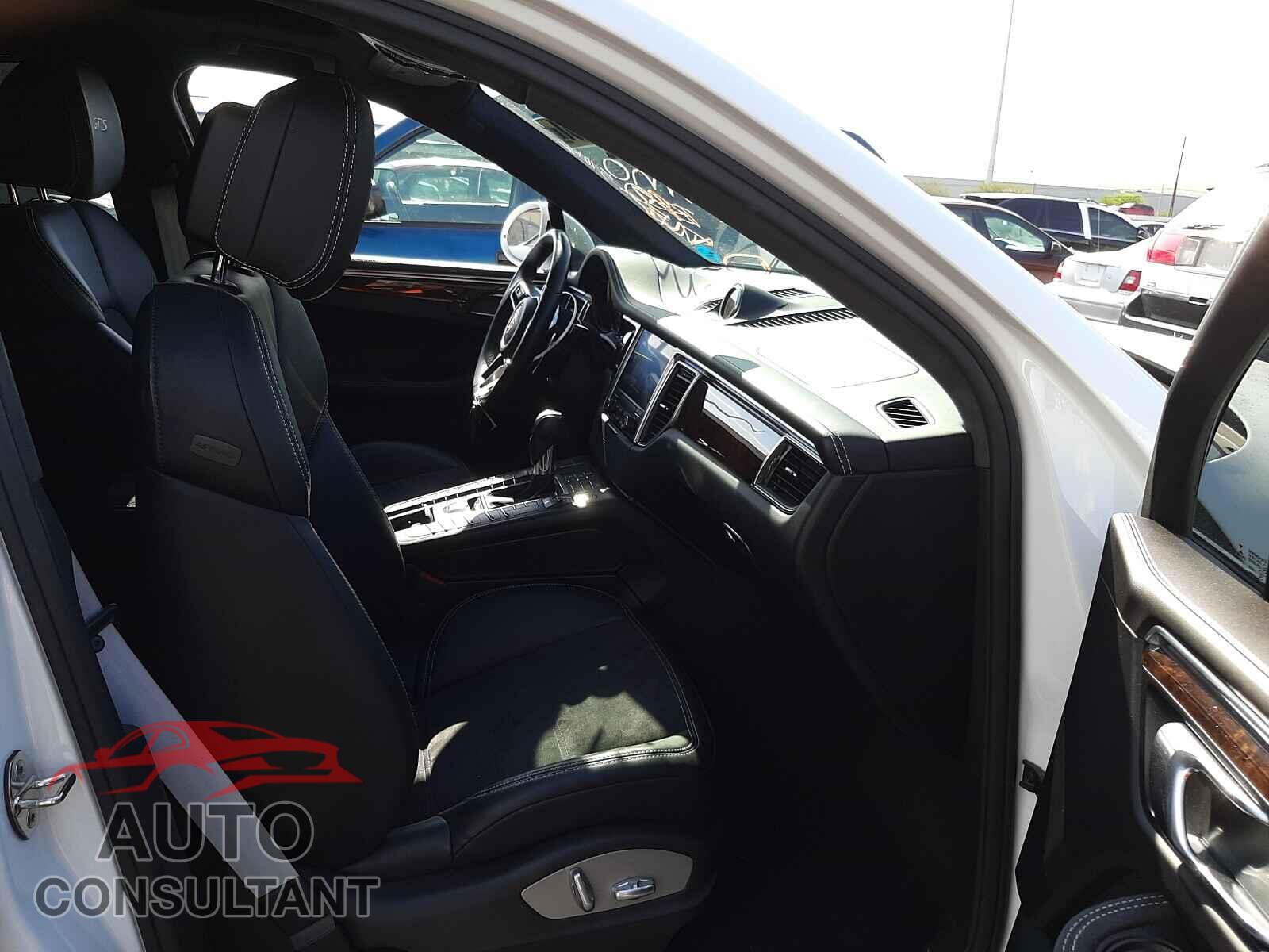 PORSCHE MACAN 2017 - WP1AG2A55HLB54010