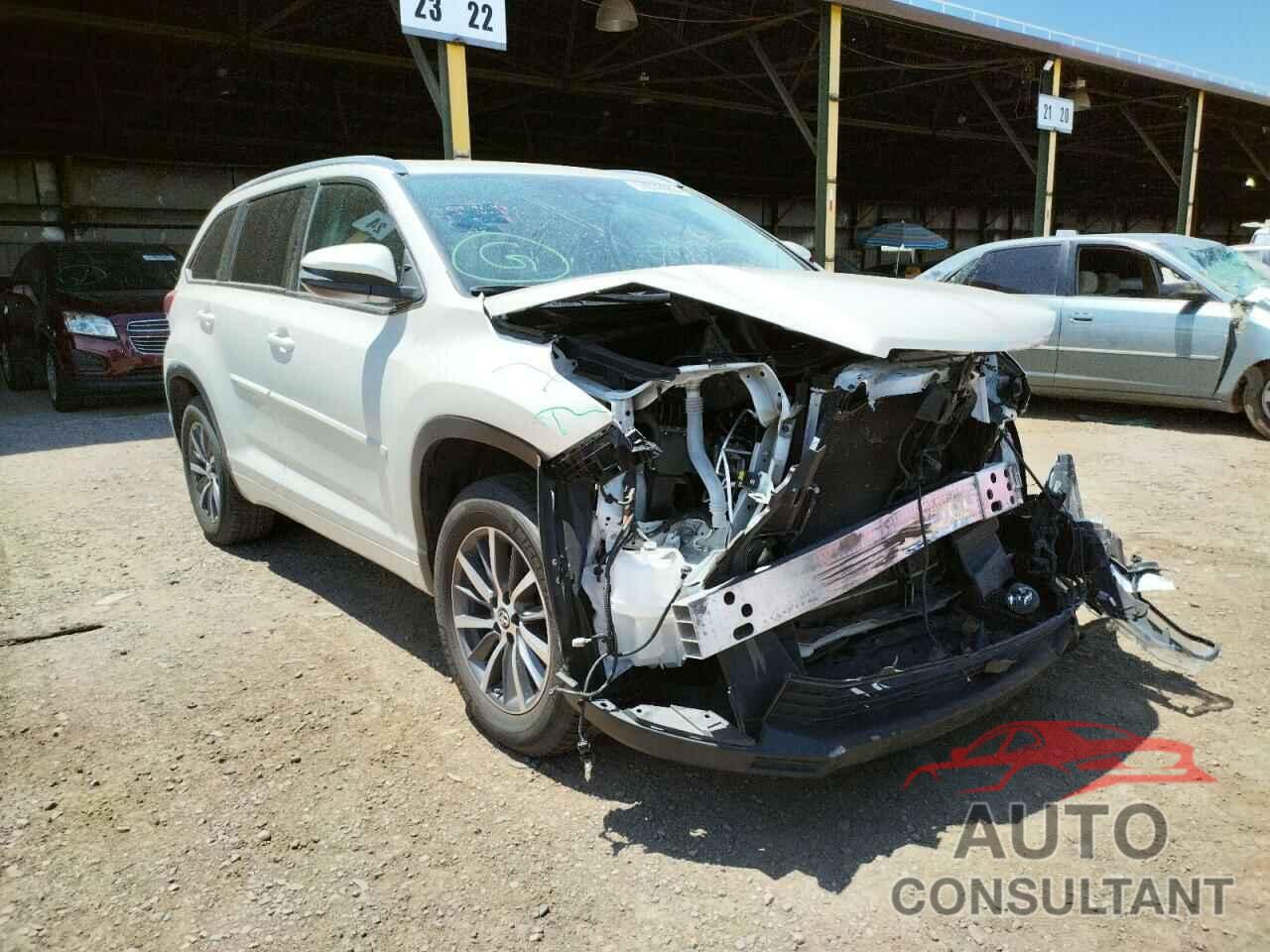 TOYOTA HIGHLANDER 2017 - 5TDKZRFH1HS519695