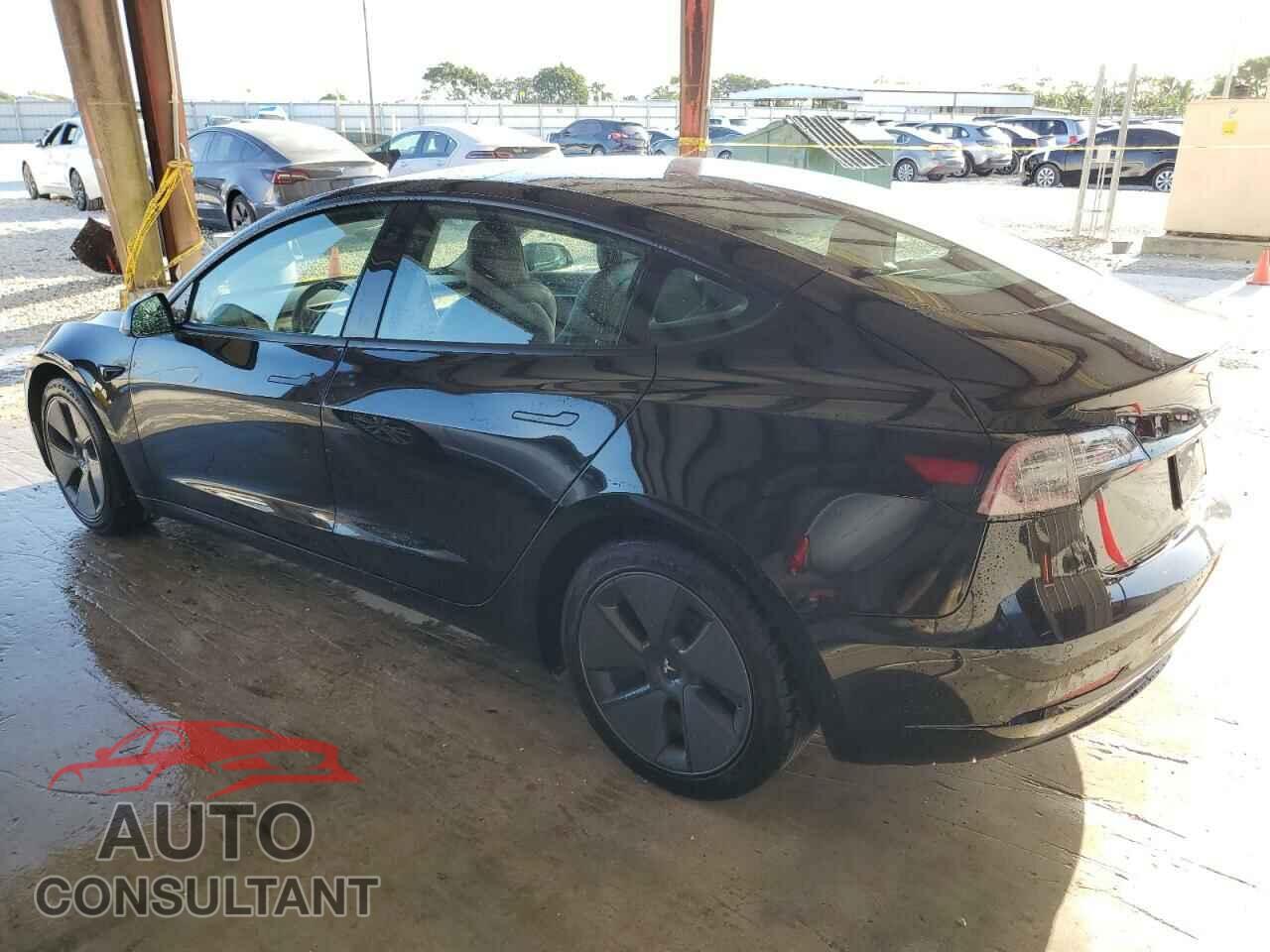 TESLA MODEL 3 2022 - 5YJ3E1EA7NF187199