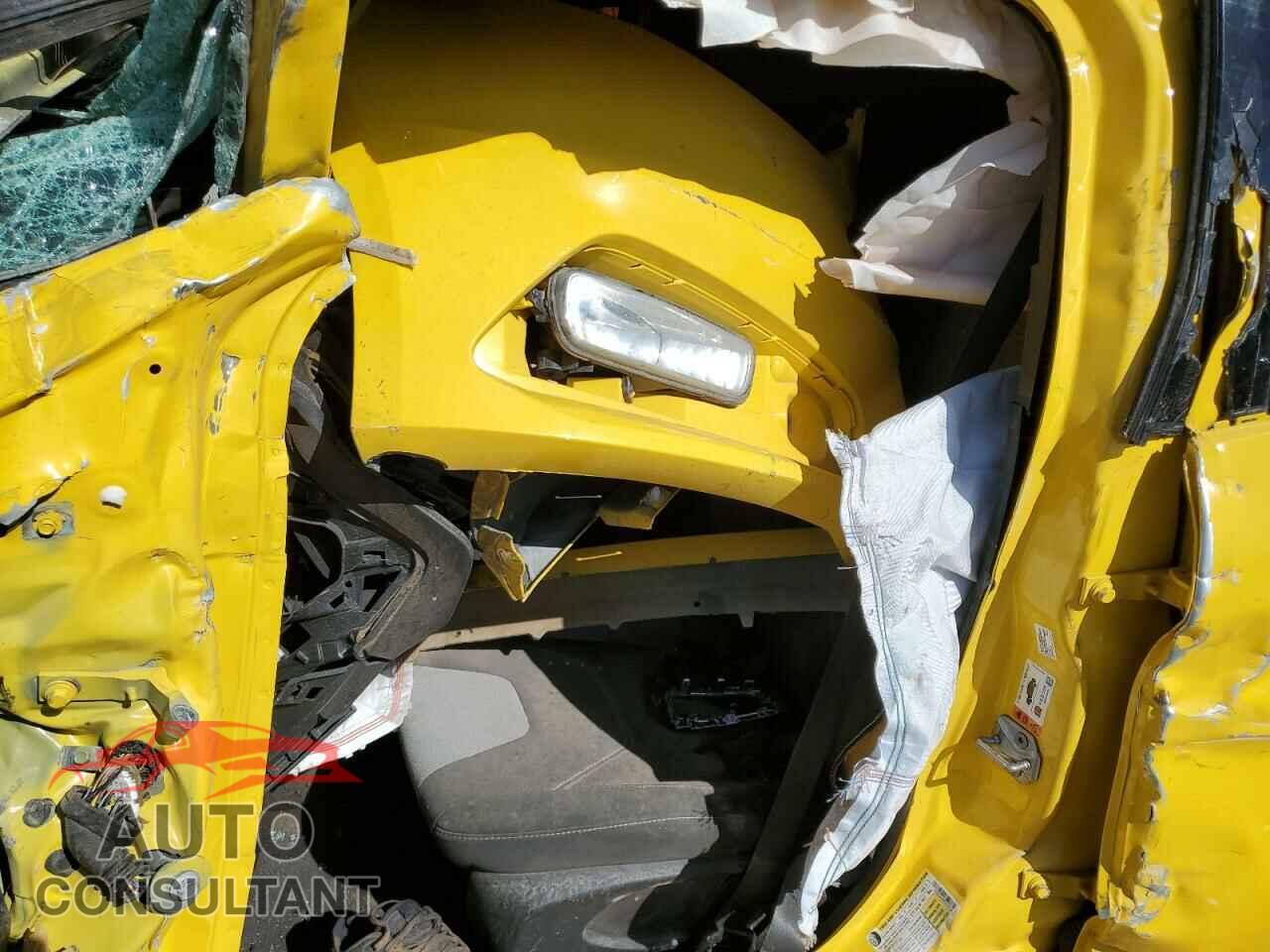 FORD FOCUS 2017 - 1FADP3L99HL223310