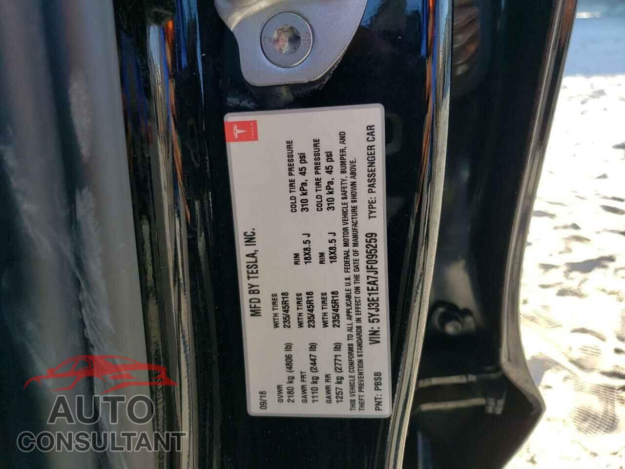 TESLA MODEL 3 2018 - 5YJ3E1EA7JF095259