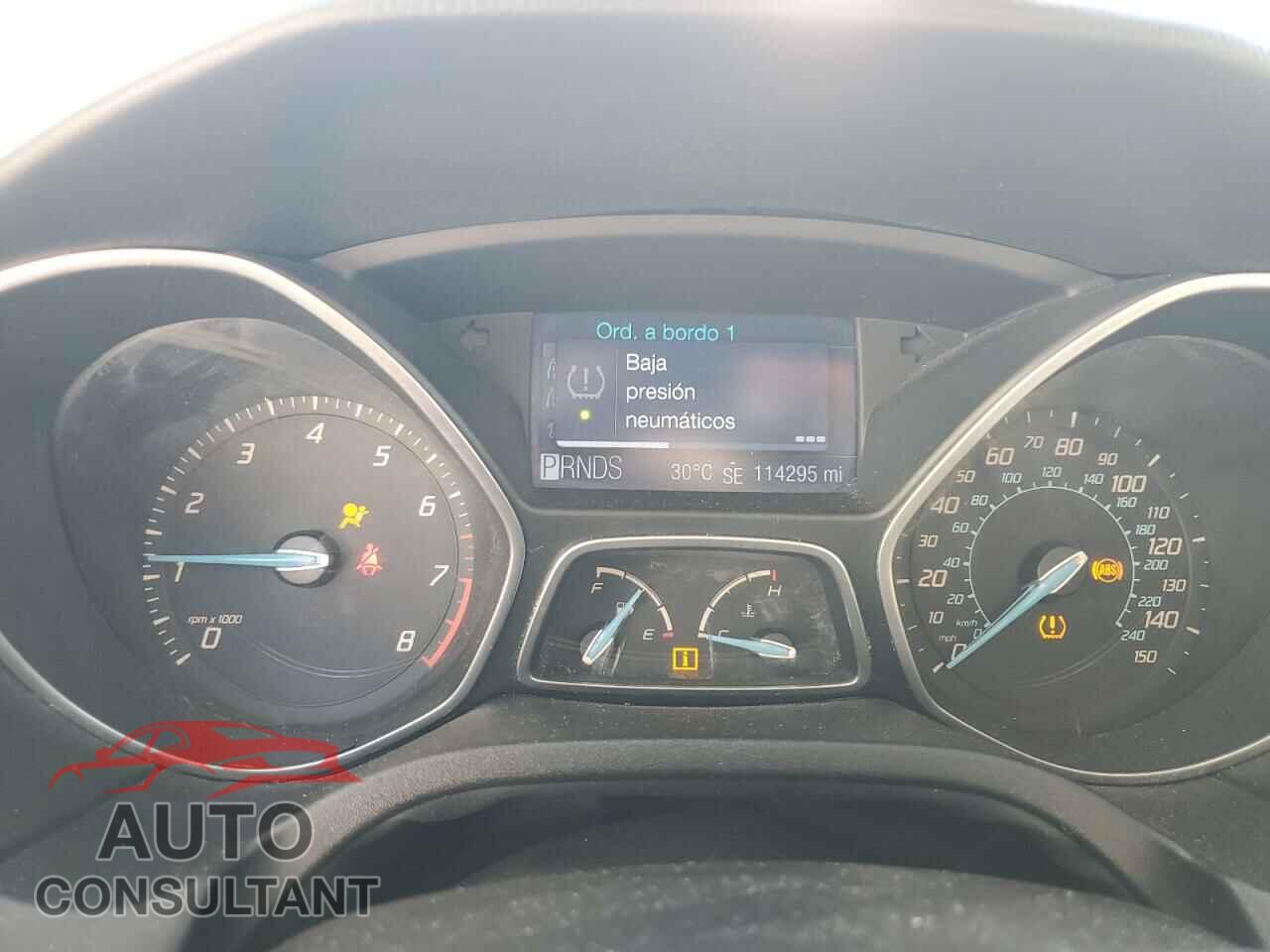 FORD FOCUS 2012 - 1FAHP3M2XCL166563