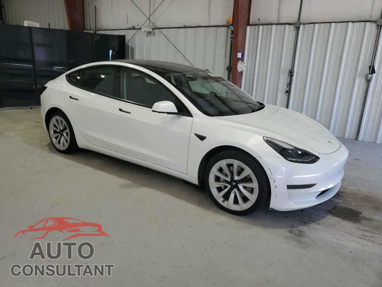 TESLA MODEL 3 2022 - 5YJ3E1EA4NF371371