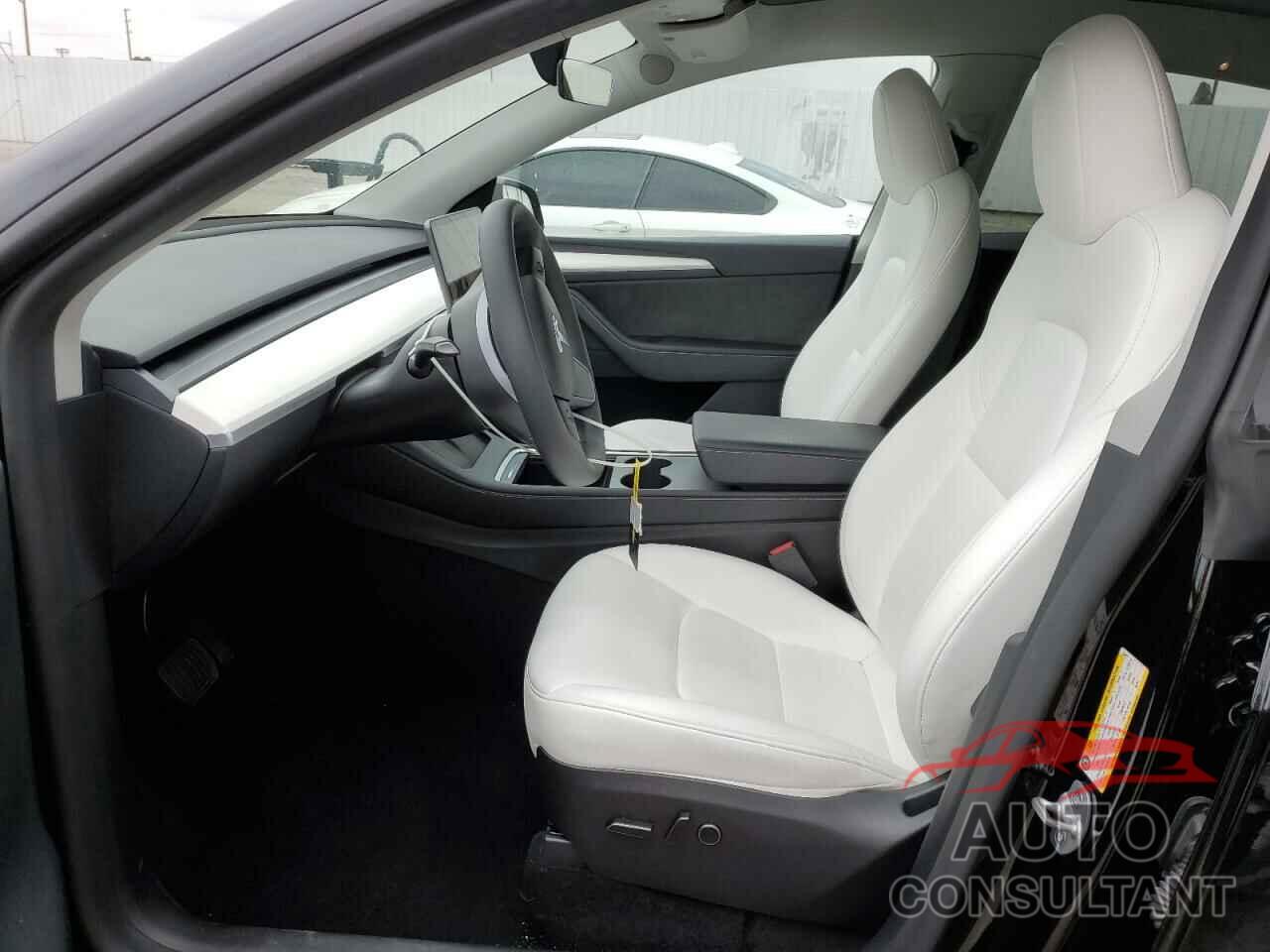 TESLA MODEL Y 2023 - 7SAYGDEE7PA155411