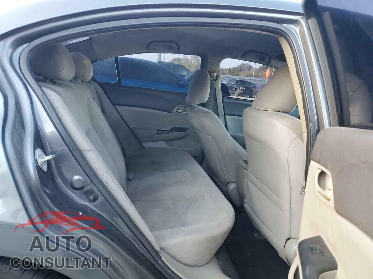 HONDA CIVIC 2012 - 2HGFB2F64CH329121