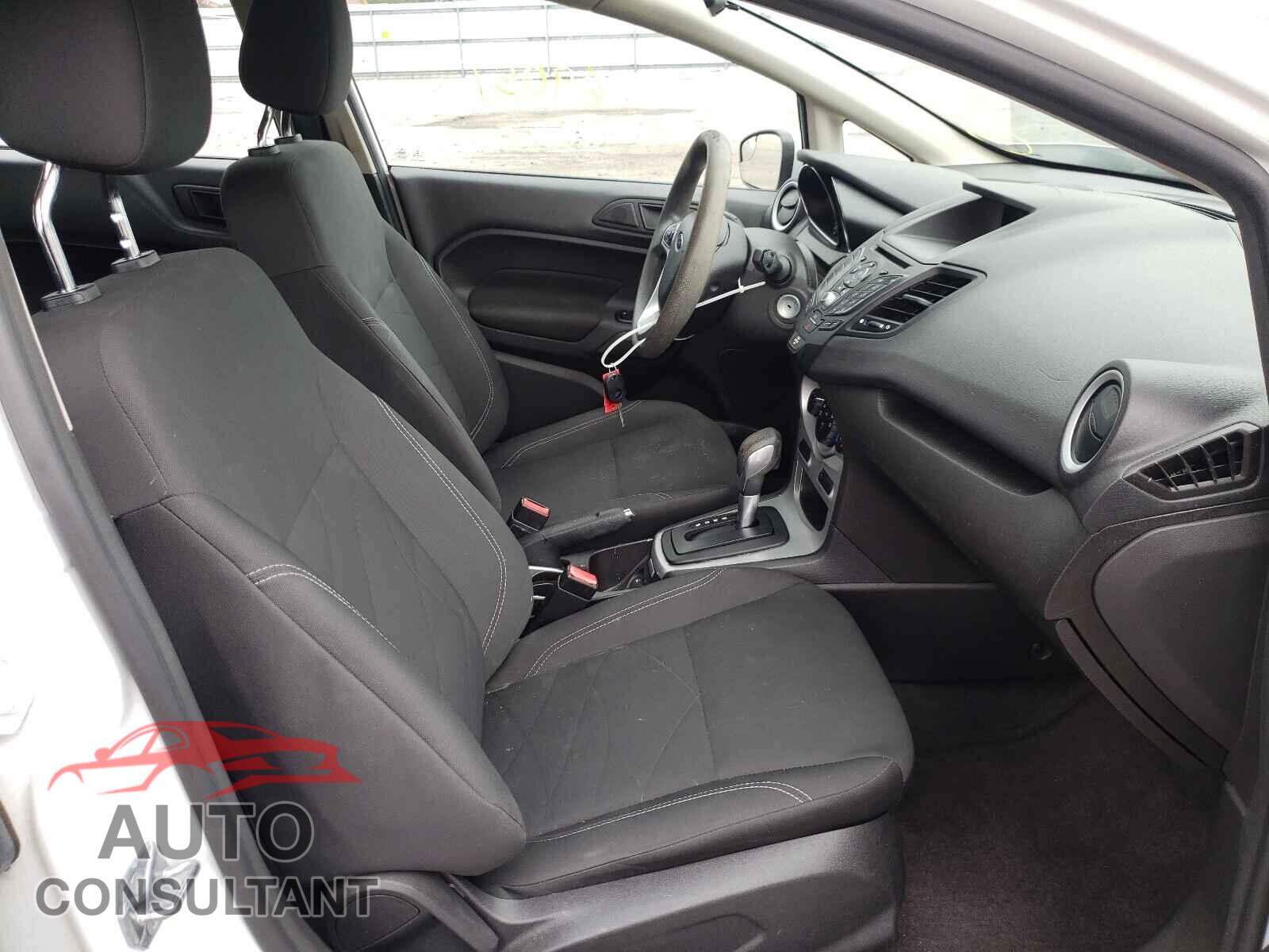 FORD FIESTA 2017 - 3FADP4EJ9HM129231