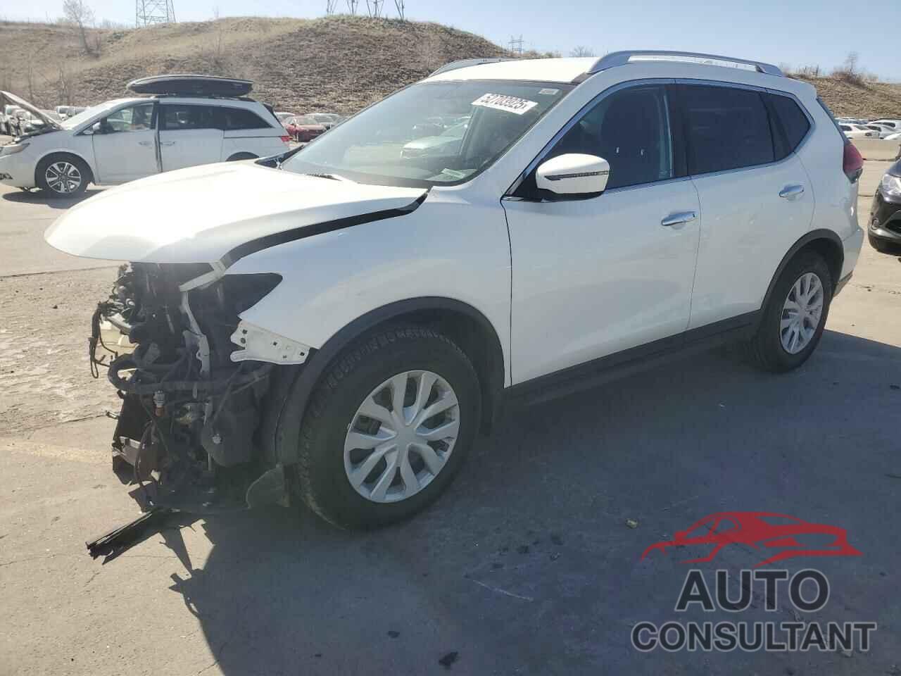 NISSAN ROGUE 2017 - KNMAT2MV0HP572119