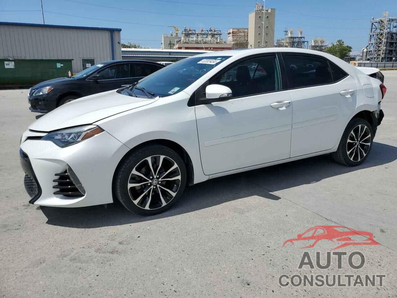 TOYOTA COROLLA 2018 - 5YFBURHEXJP835256