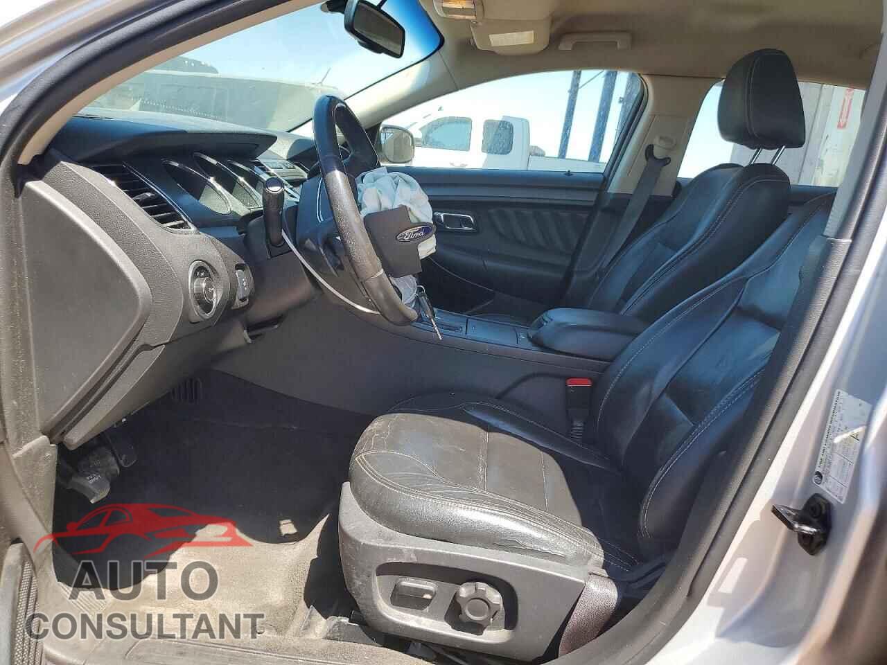 FORD TAURUS 2012 - 1FAHP2EW8CG120038