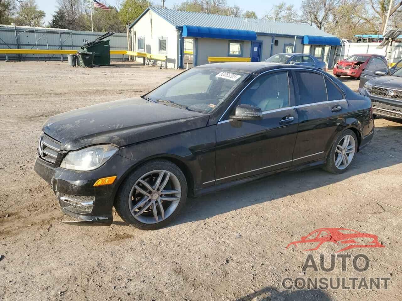 MERCEDES-BENZ C-CLASS 2014 - WDDGF4HB5ER311927