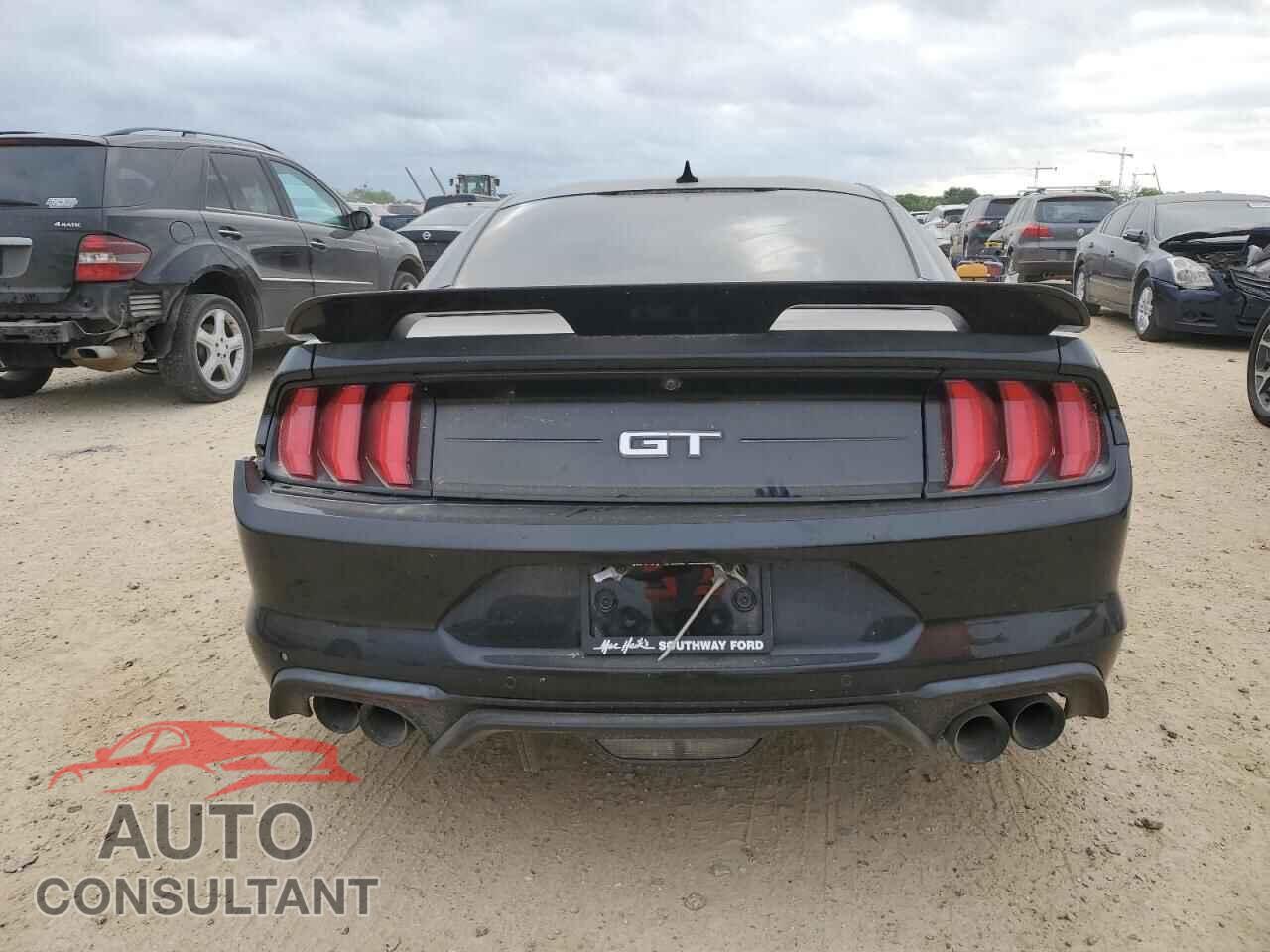 FORD MUSTANG 2022 - 1FA6P8CF2N5123366