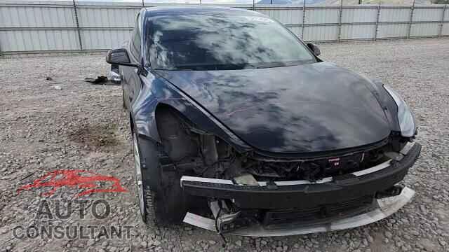 TESLA MODEL 3 2021 - 5YJ3E1EB0MF073245