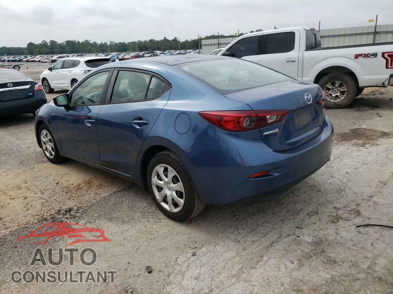 MAZDA 3 2018 - 3MZBN1U73JM175748