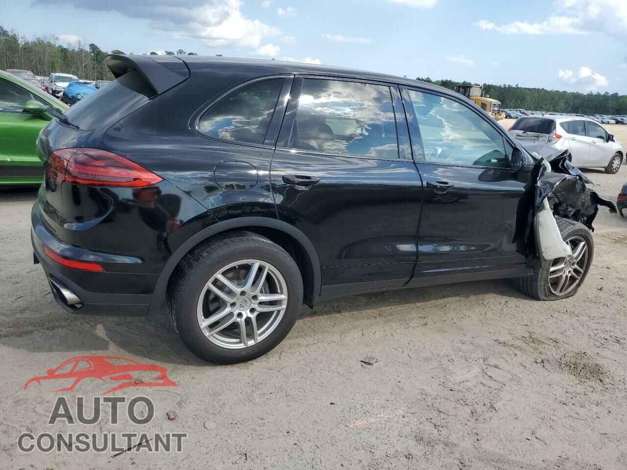 PORSCHE CAYENNE 2018 - WP1AA2A22JKA06545