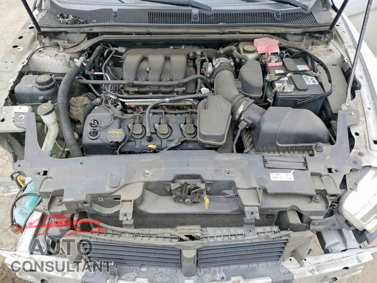 FORD TAURUS 2013 - 1FAHP2F80DG217557