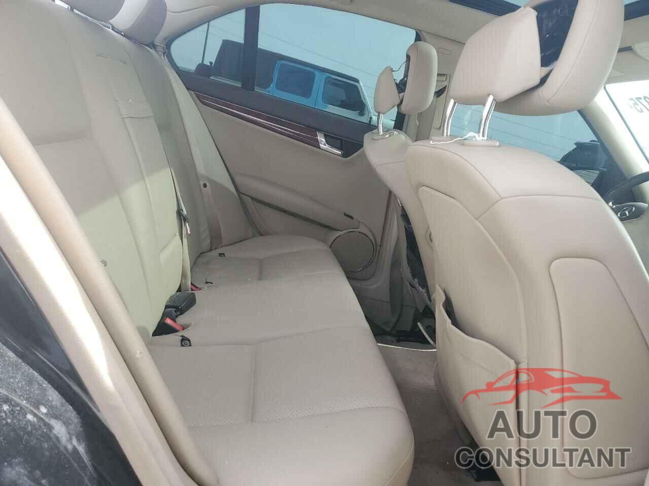 MERCEDES-BENZ C-CLASS 2010 - WDDGF5EB0AR115320