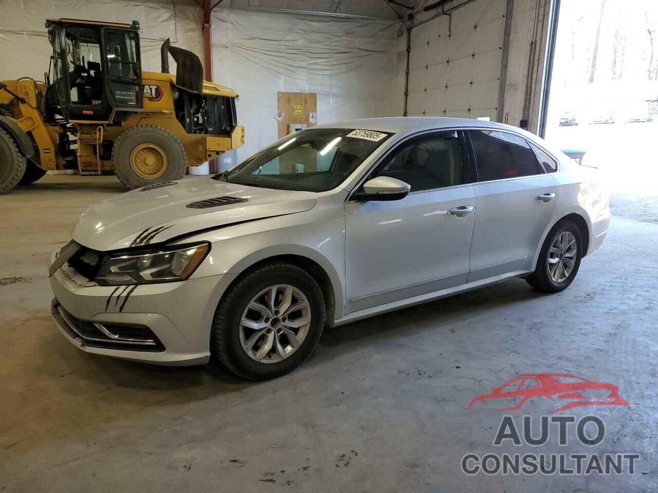 VOLKSWAGEN PASSAT 2017 - 1VWAT7A39HC085733