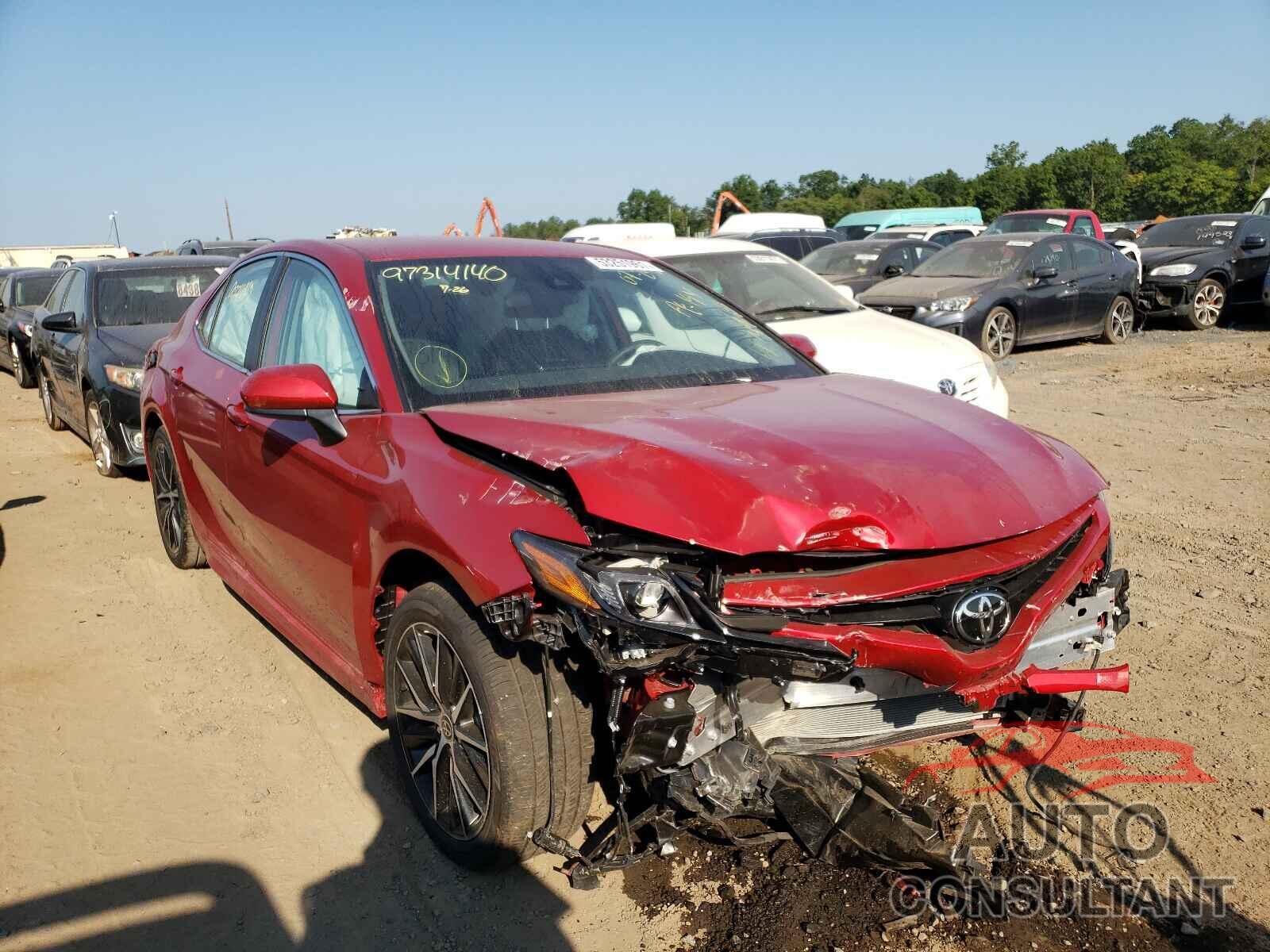 TOYOTA CAMRY 2021 - 4T1G11AK0MU471965