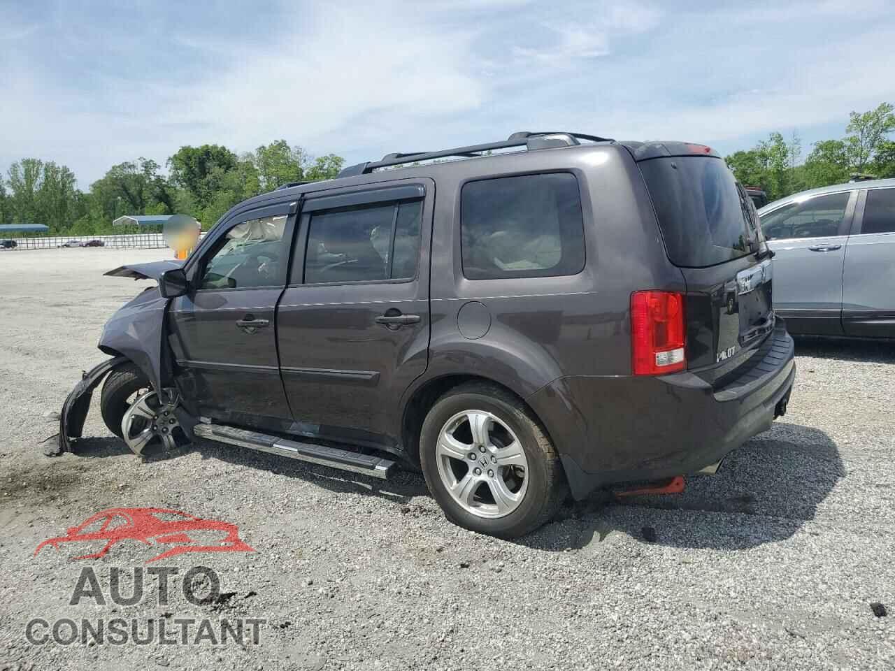 HONDA PILOT 2015 - 5FNYF4H74FB012303