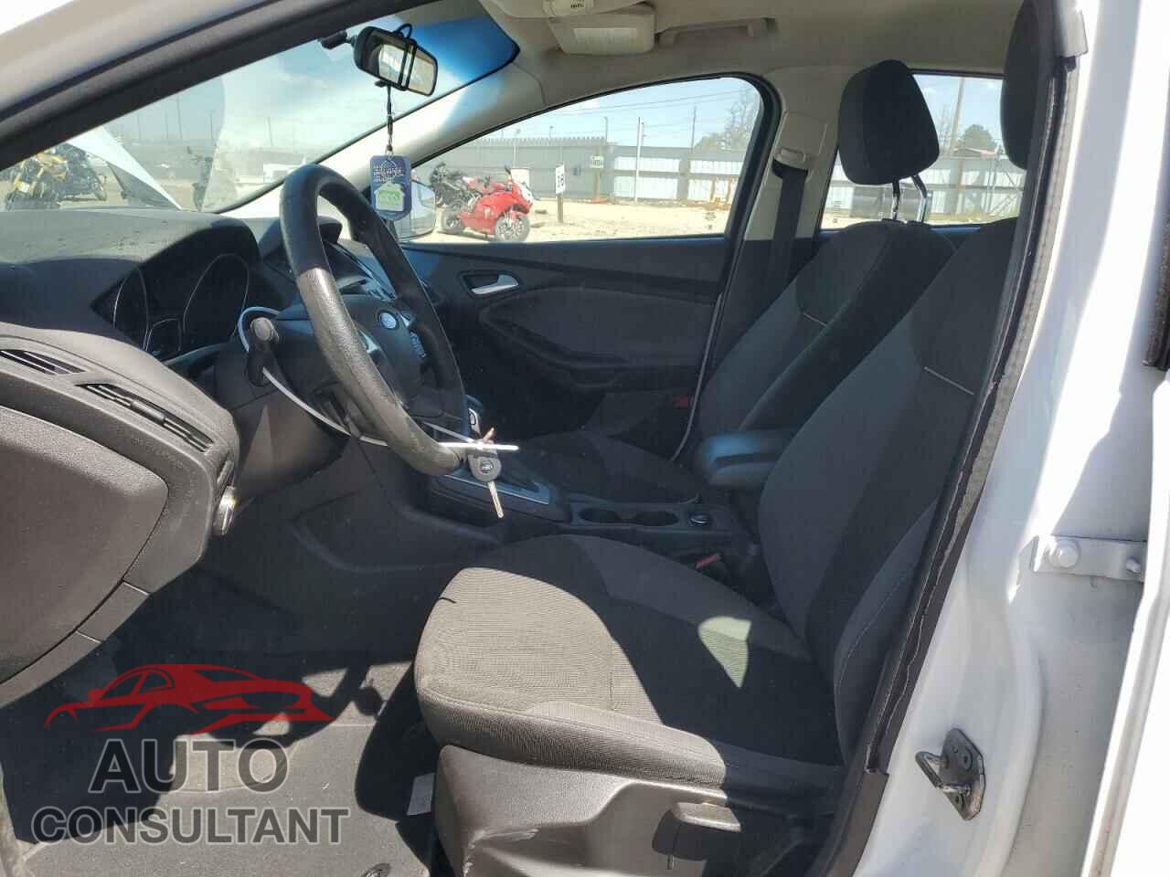 FORD FOCUS 2012 - 1FAHP3F22CL366947