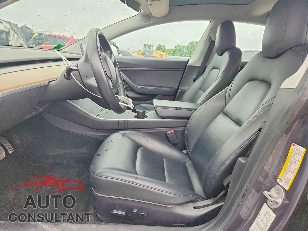 TESLA MODEL 3 2019 - 5YJ3E1EA2KF308197